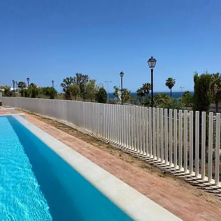 Deluxe Sea View With A Swimming Pool Apartment *